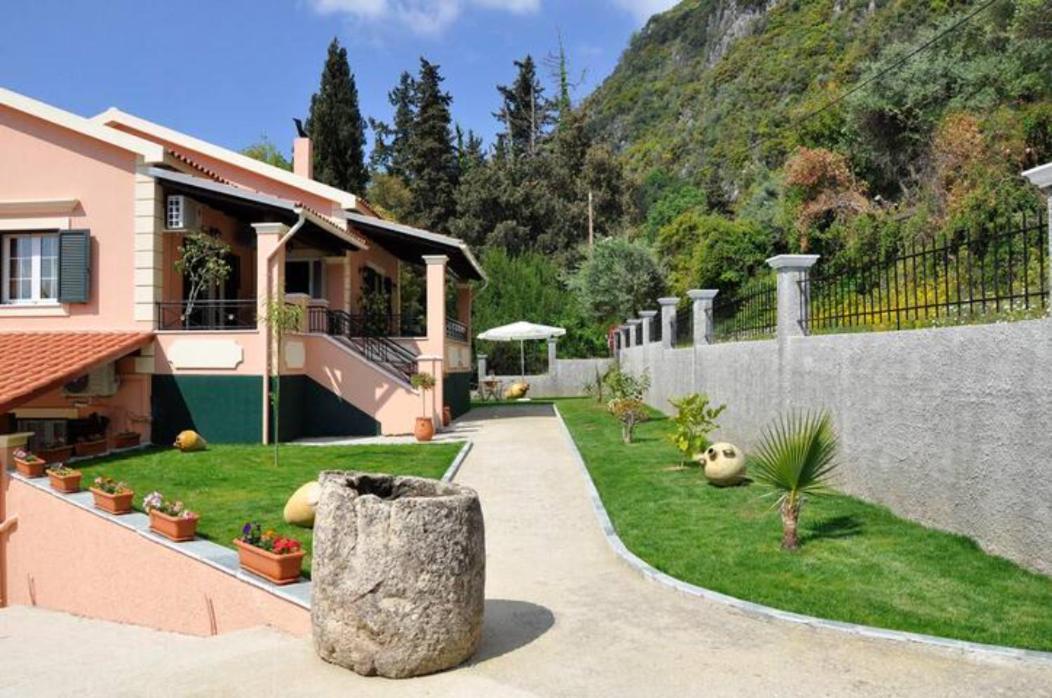 Leo Junior Villa *